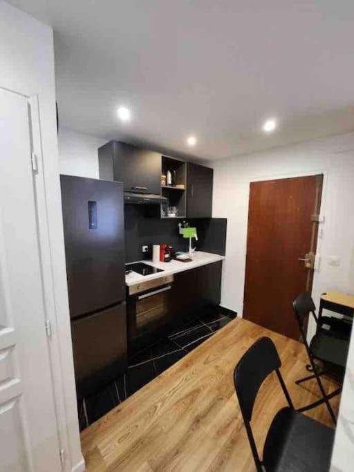 Superbe Appartement A 8 Minutes De La Nation. Paříž Exteriér fotografie